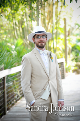 Best Brevard Zoo wedding photographer - Sandra Johnson (SJFoto.com)